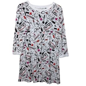 Kate Spade New York Dream a little Dream Cosmetics Print night shirt. Women’s M